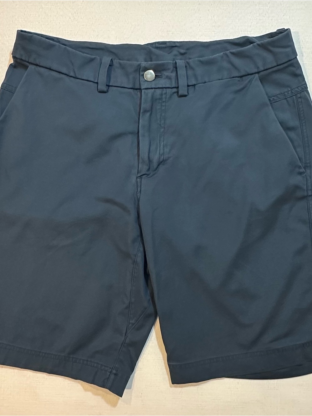 Lululemon Men’s Navy Chino Shorts Size 32 10” Inseam